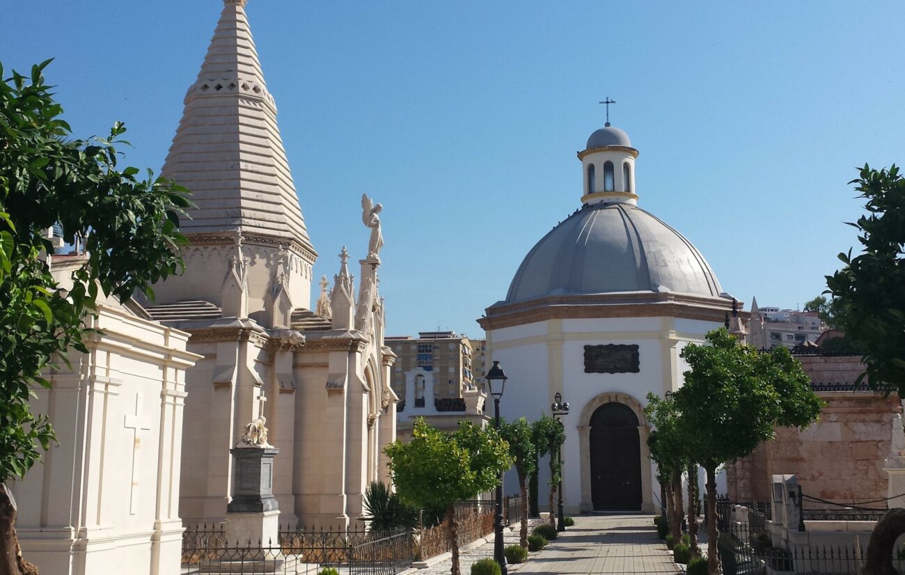 El cementerio de San Miguel de Málaga inaugura la programación cultural de primavera