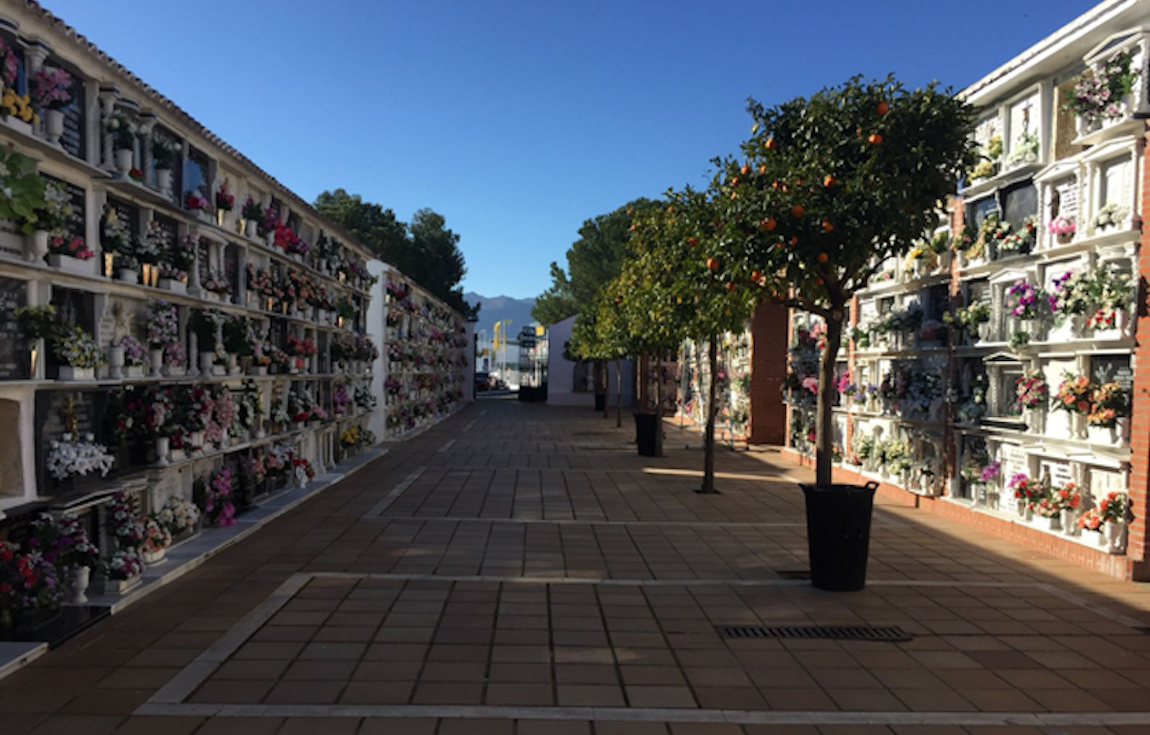 La delegada municipal de Cementerio en Ronda anuncia la reapertura de los patios 2 y 4 del camposanto