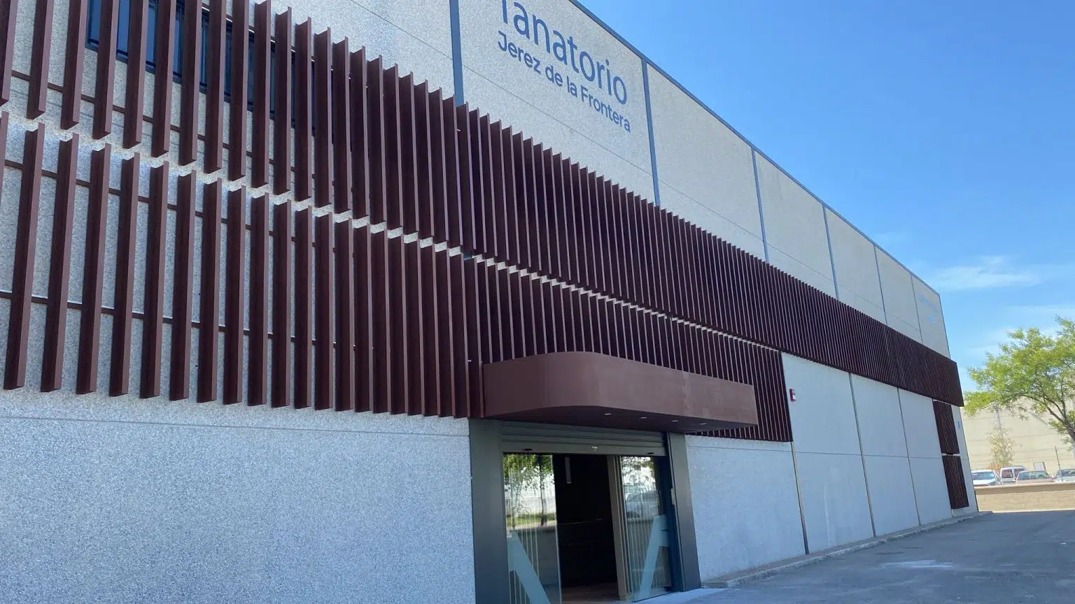 El grupo Interfunerarias inaugura un nuevo tanatorio en Jerez de la Frontera (Cádiz)