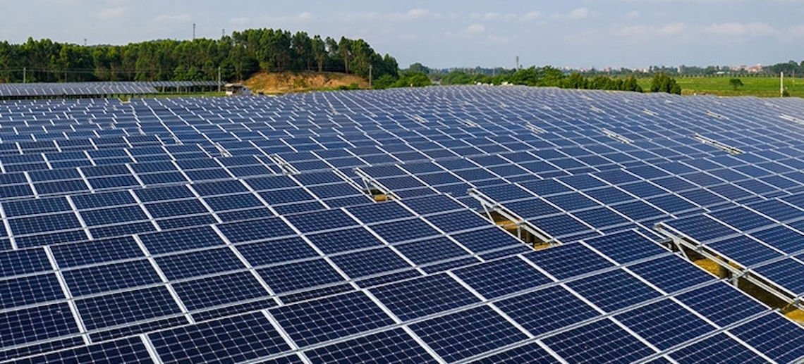 Proyectan instalar una planta fotovoltaica en un solar junto al cementerio municipal de Villajoyosa