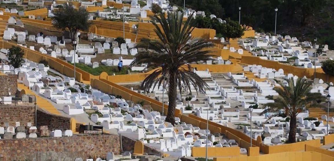 Concluyen los trabajos de desbroce en la zona antigua del cementerio de Sidi Embarek en Ceuta