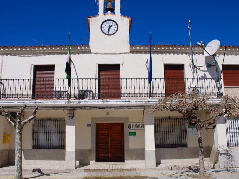 El municipio de Saucedilla ya dispone de servicio de tanatorio con una inversión de 300.000 euros