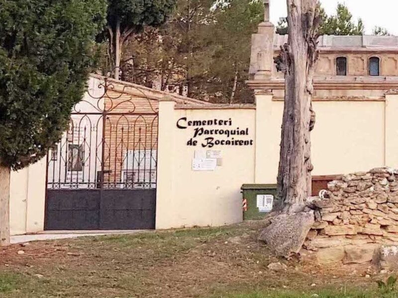 Urbanismo aprueba dos años después la ampliación del cementerio parroquial de la Asunción de Bocairent