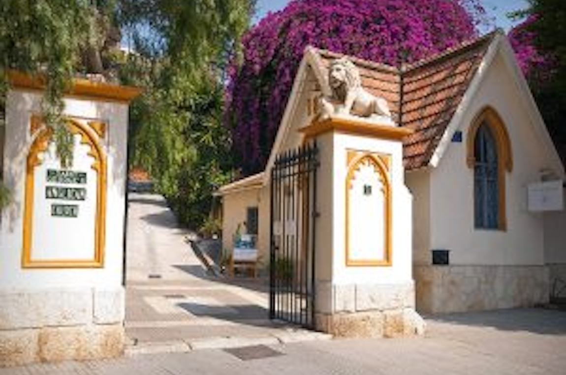 Comienza la primera edición de visitas nocturnas y guiadas al Cementerio Inglés de Málaga