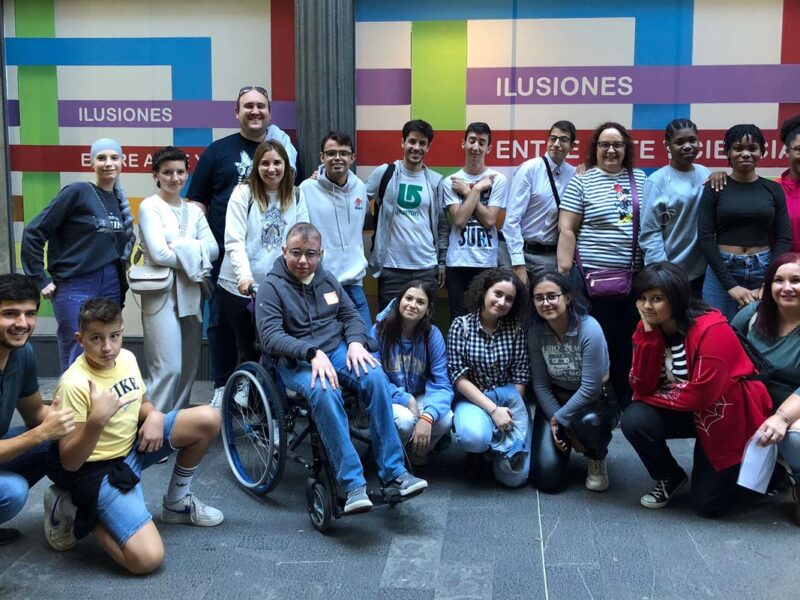 ASPANION y Grupo ASV se unen para transformar la vida de adolescentes con cáncer