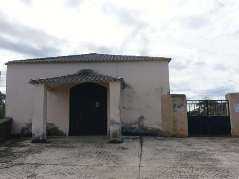 El cementerio y la ermita de Pastores vuelven a manos del pueblo tras un acuerdo histórico con la Iglesia